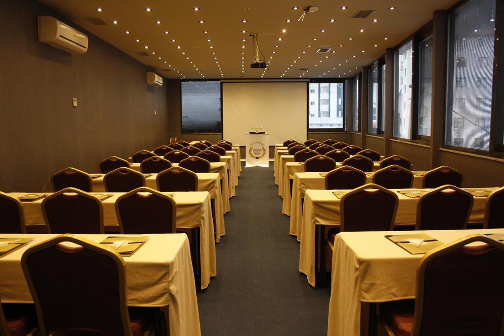 Atasehir Palace Hotel & Conference Istanbul Eksteriør billede