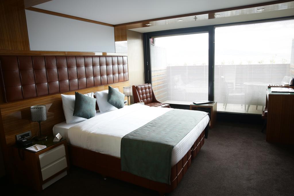 Atasehir Palace Hotel & Conference Istanbul Eksteriør billede