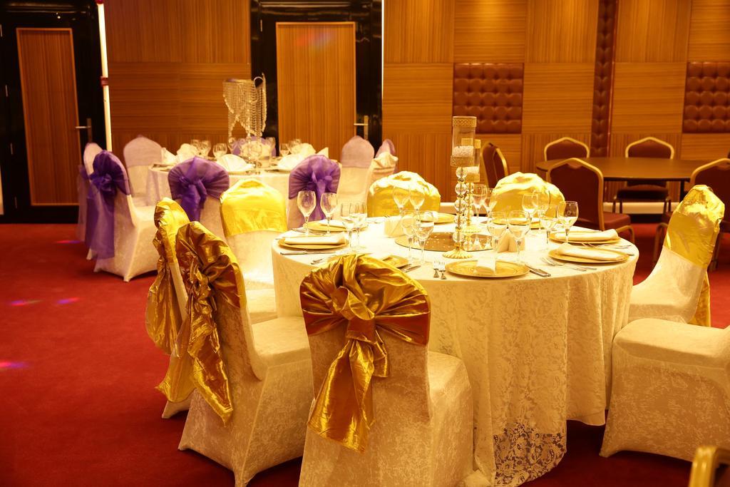 Atasehir Palace Hotel & Conference Istanbul Eksteriør billede